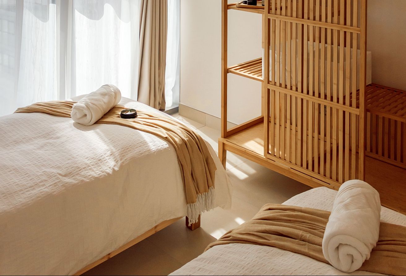 Radiant Boulevard apartment 2 bedroom investment Airbnb ready Abu Dhabi