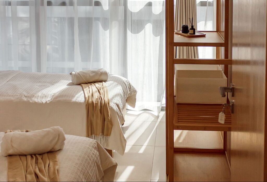 Radiant Boulevard apartment 2 bedroom investment Airbnb ready Abu Dhabi
