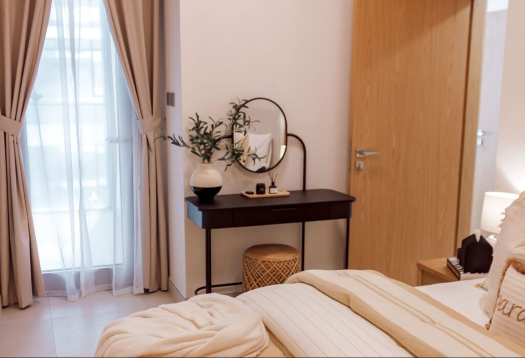Radiant Boulevard apartment 2 bedroom investment Airbnb ready Abu Dhabi