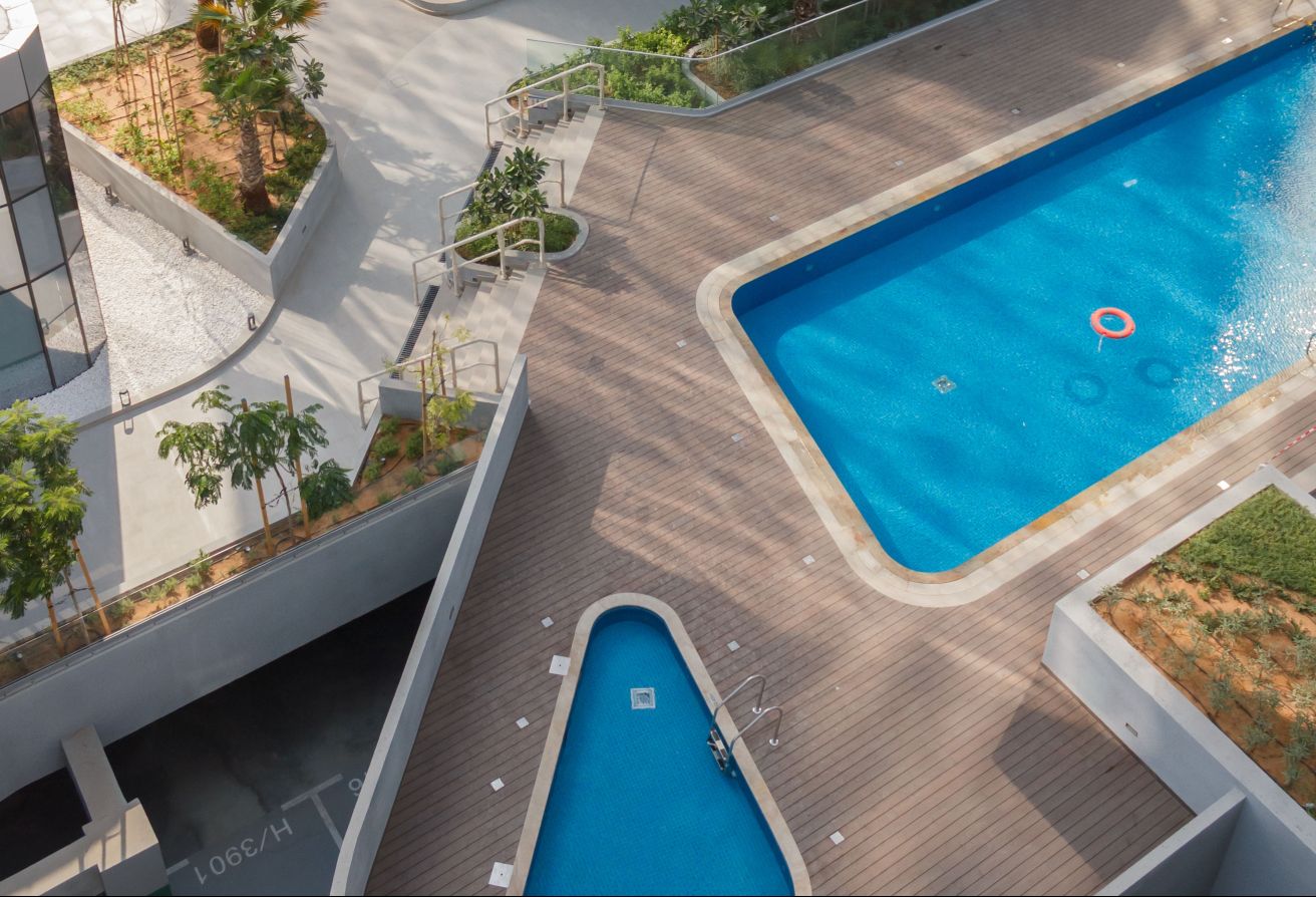 Radiant Boulevard apartment 2 bedroom investment Airbnb ready Abu Dhabi