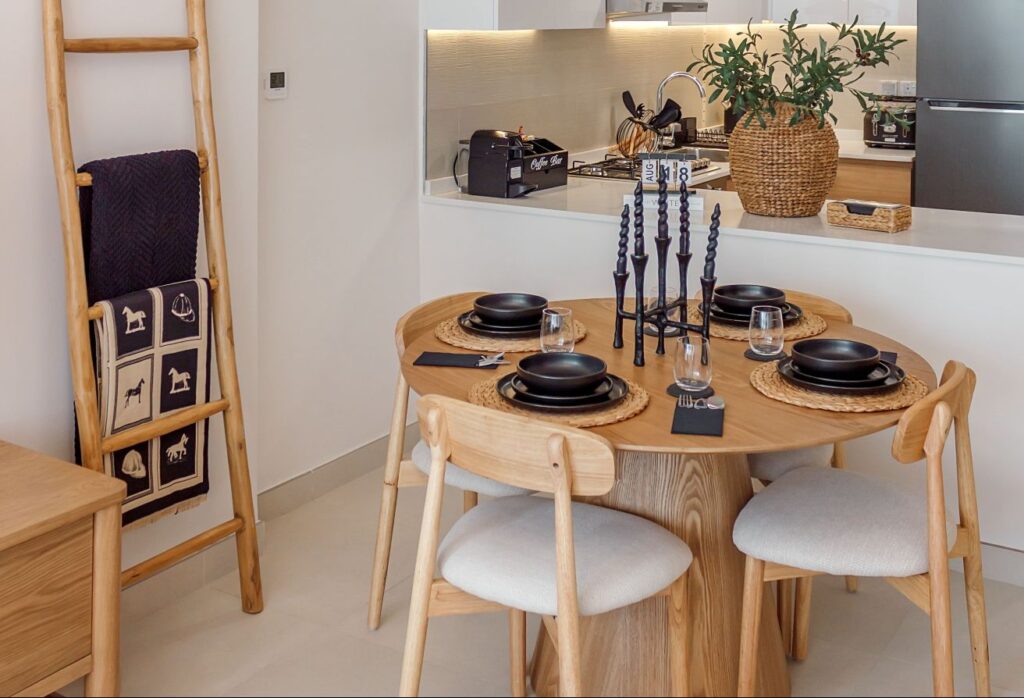 Radiant Boulevard apartment 2 bedroom investment Airbnb ready Abu Dhabi
